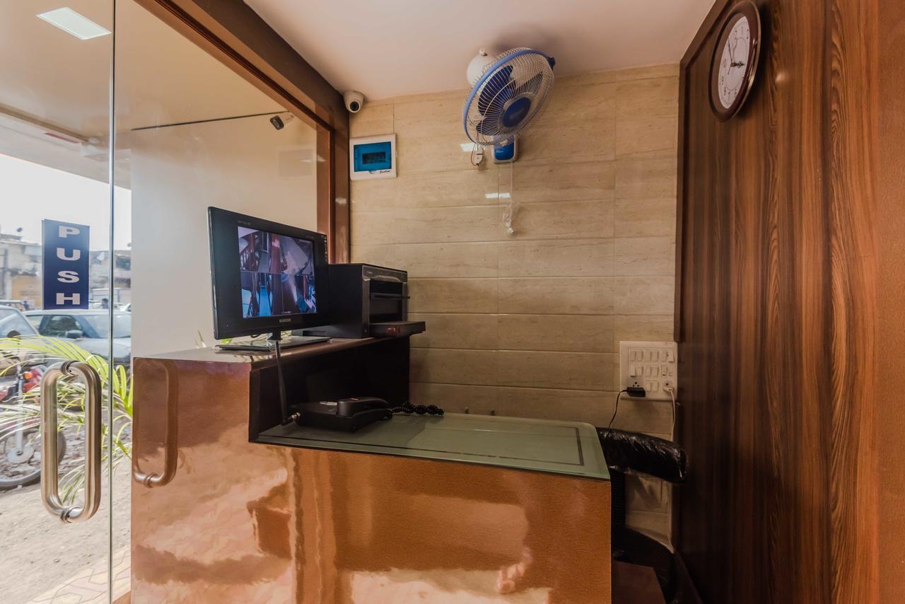 Awesome Dormitory - Men Only Bombaim Exterior foto