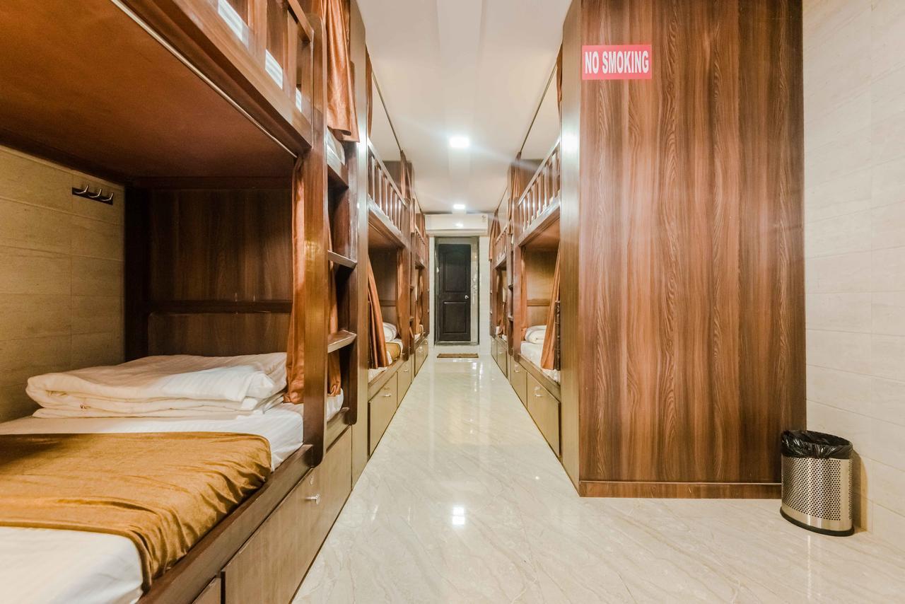Awesome Dormitory - Men Only Bombaim Exterior foto
